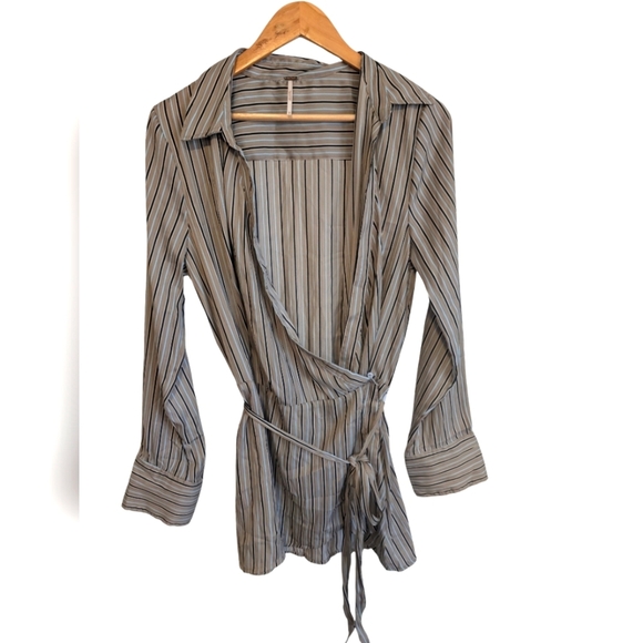 Free People wrap polyester pinstripe grey blouse tie waist - Picture 1 of 10